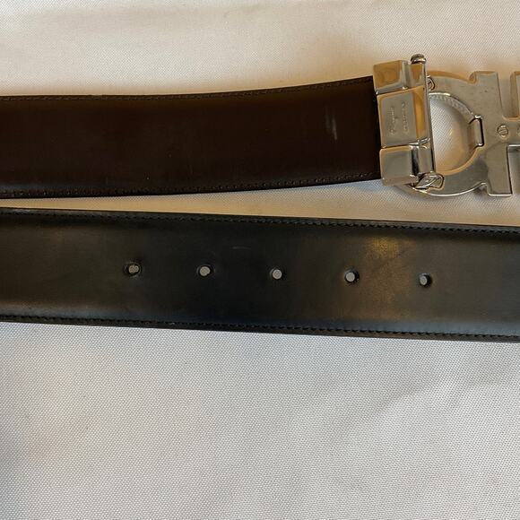Ferragamo Black Leather Men's Belt, about 53 inches long - Picture 7 of 8